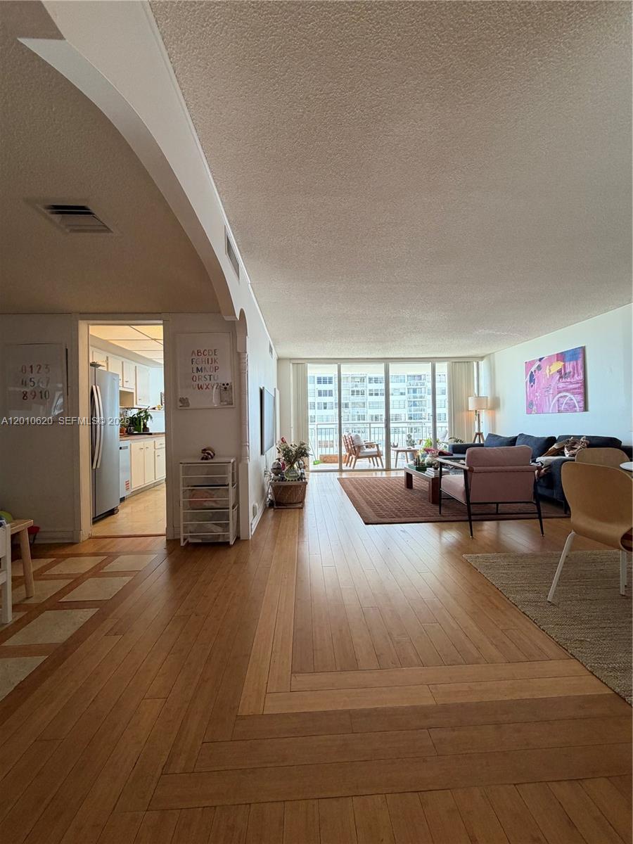 DEL PRADO MARINA - Residential