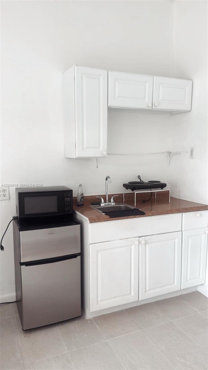 TAMIAMI HIGHLANDS - Residential Income