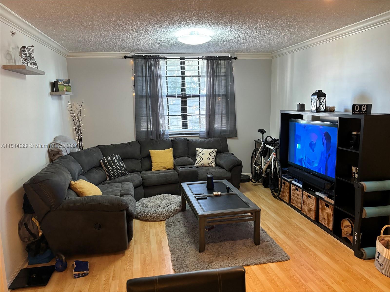 REGENT PARK CONDO - Residential