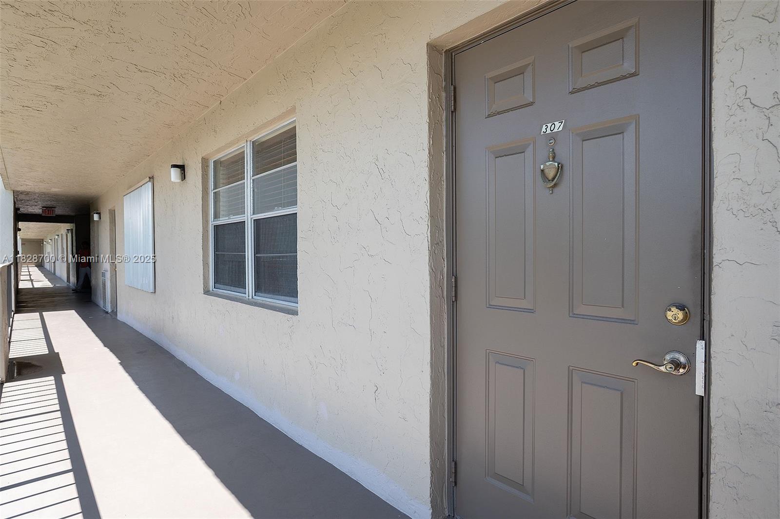 3150 W Rolling Hills Cir 307