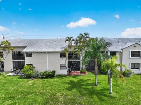 Tiny photo for 889 Hamilton Dr #889E, Homestead, FL 33034 (MLS # A12030696)