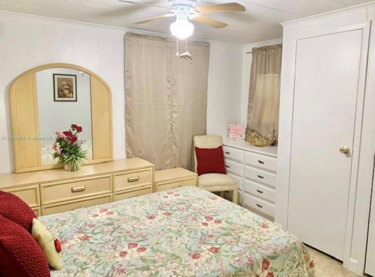 SILVER SHORES MOBILE HOME - Residential Lease