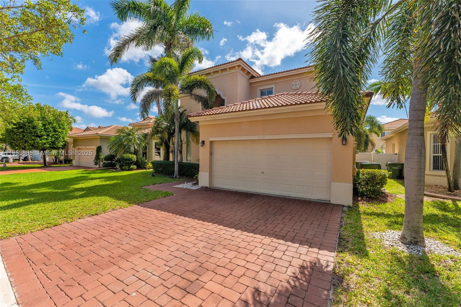 PORTOFINO LAKES - Residential