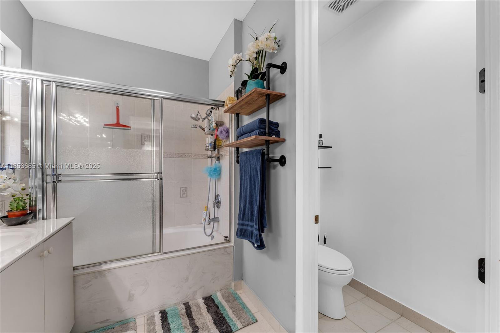 PORTOFINO LAKES - Residential