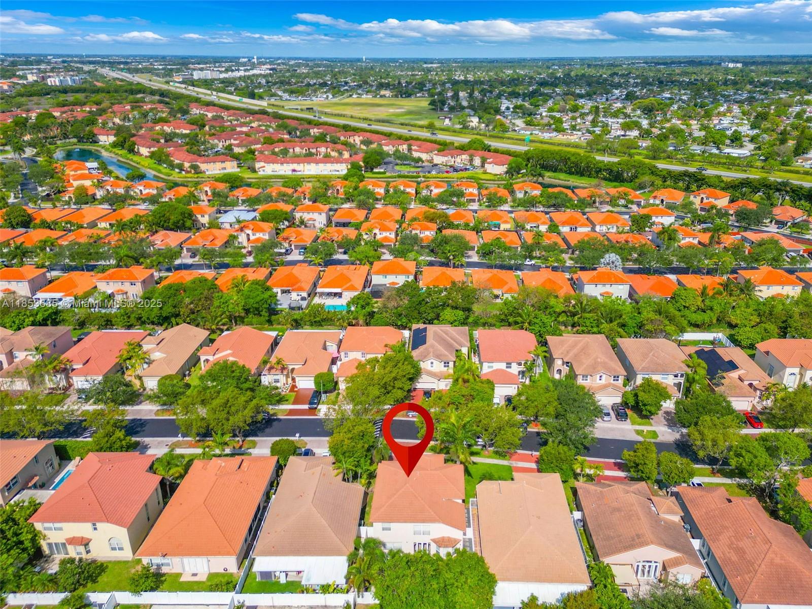 PORTOFINO LAKES - Residential