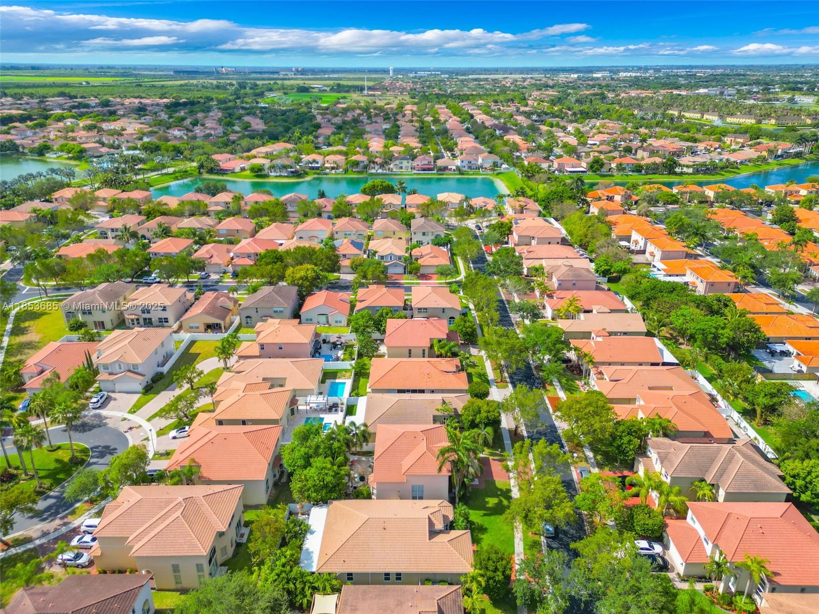 PORTOFINO LAKES - Residential