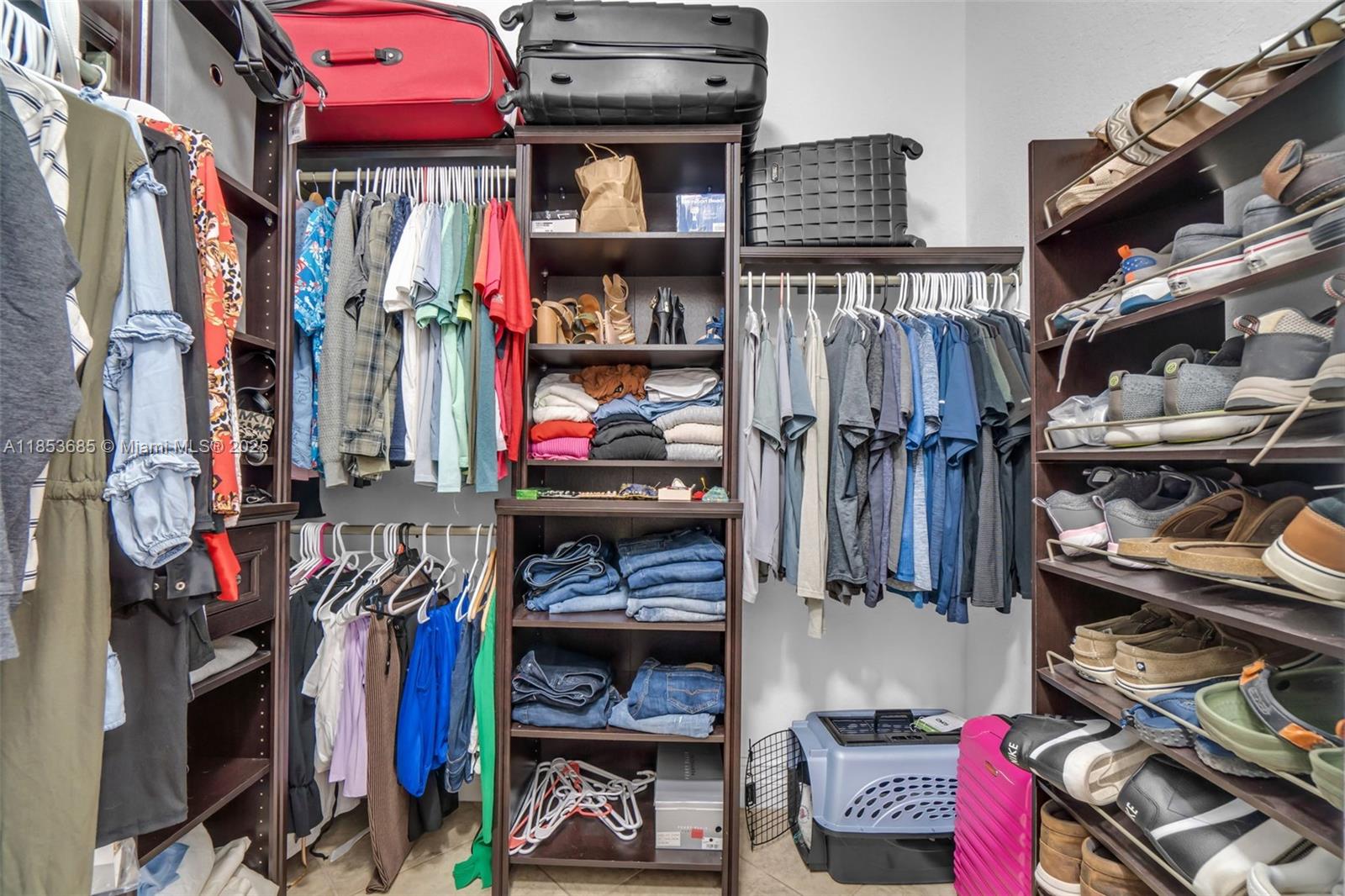 PORTOFINO LAKES - Residential