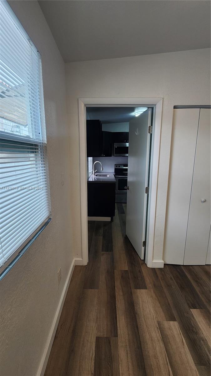 GRAPELAND - Residential Lease