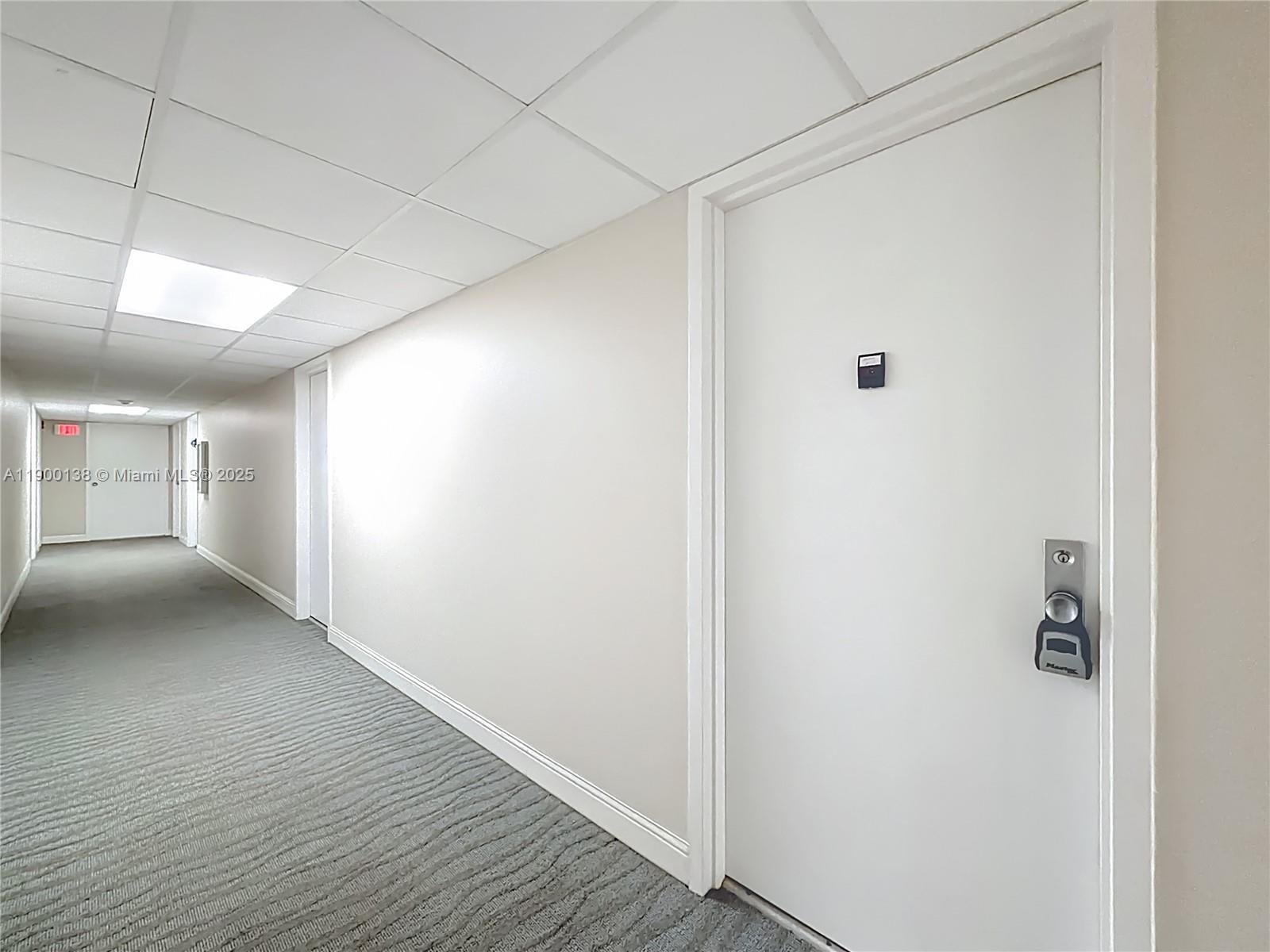 RIVER REACH CONDOMINIUM V - Residential Lease