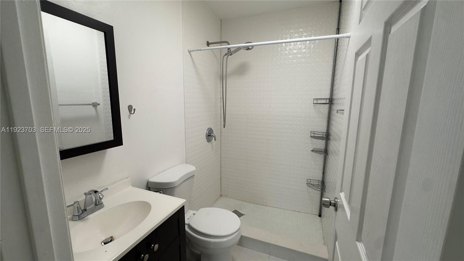 TROPICAL ESTATES 1ST ADDN - Residential