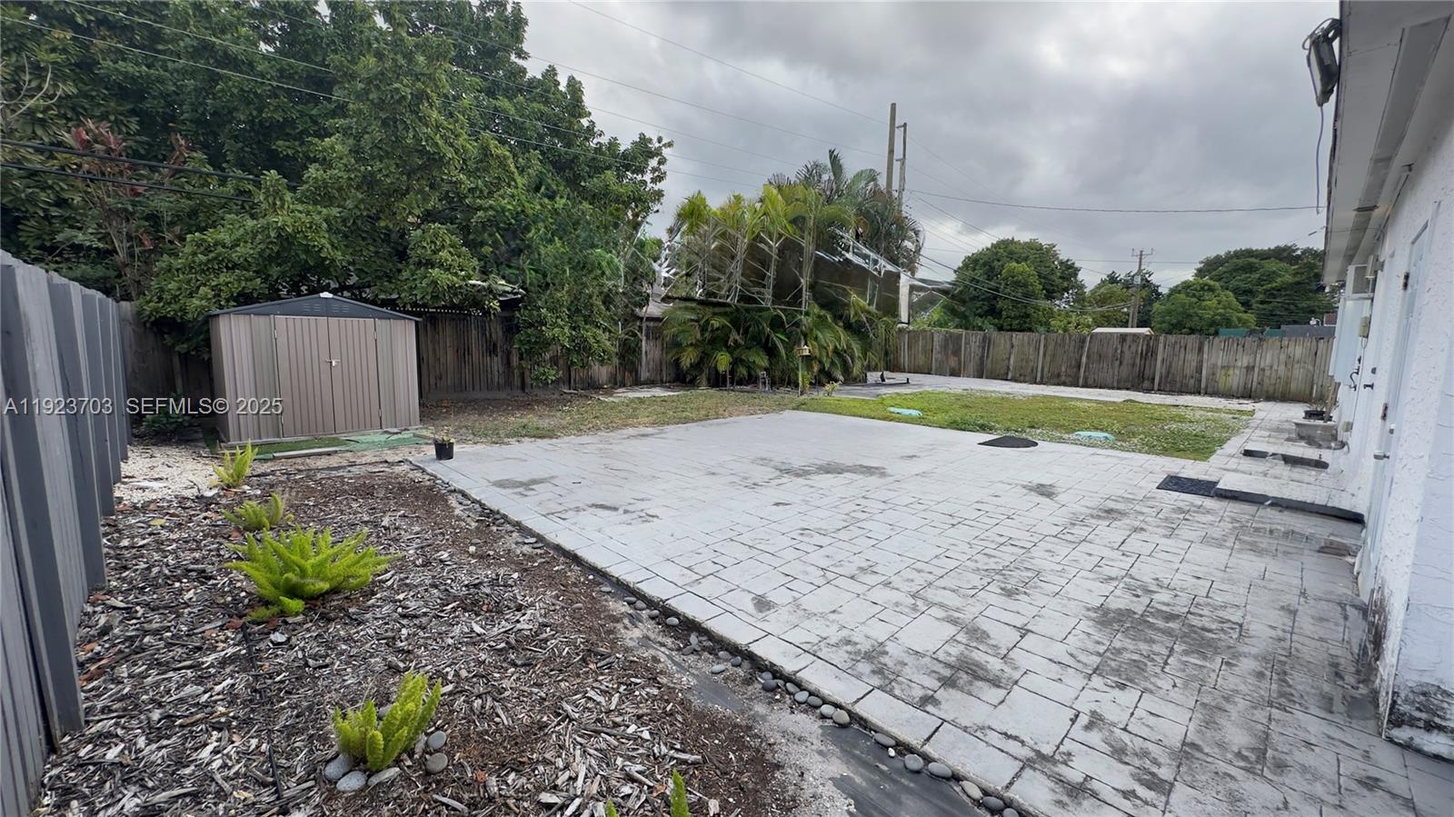 TROPICAL ESTATES 1ST ADDN - Residential