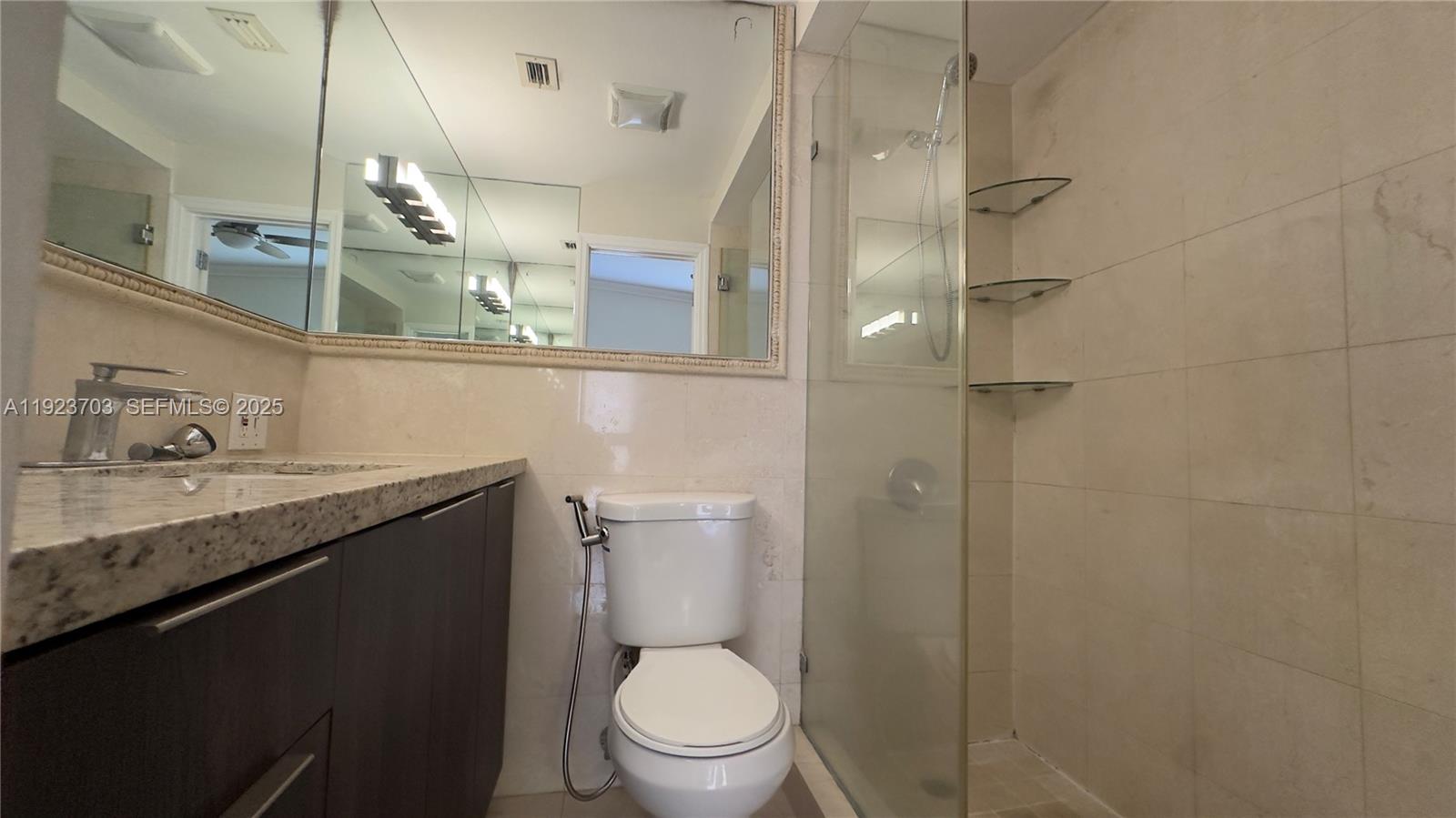 TROPICAL ESTATES 1ST ADDN - Residential