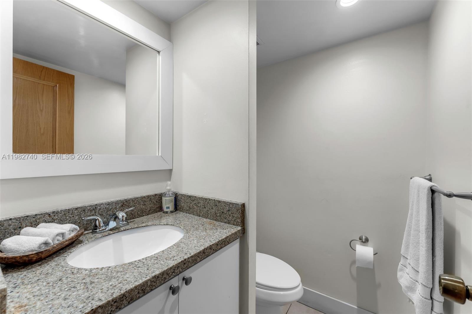 SUNSET PARK LAKE VILLAS S - Residential