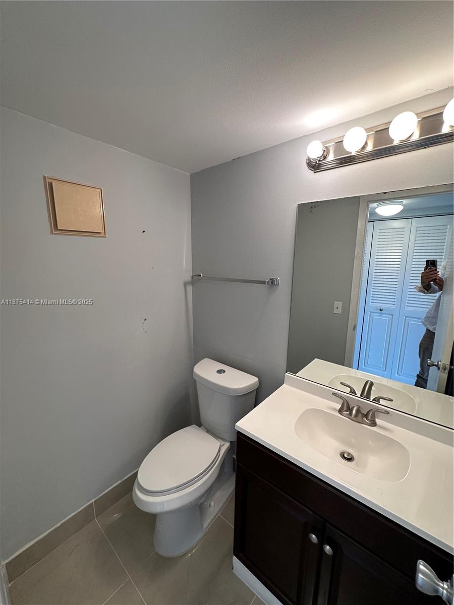 CENTURY VILLAGE - Residential Lease
