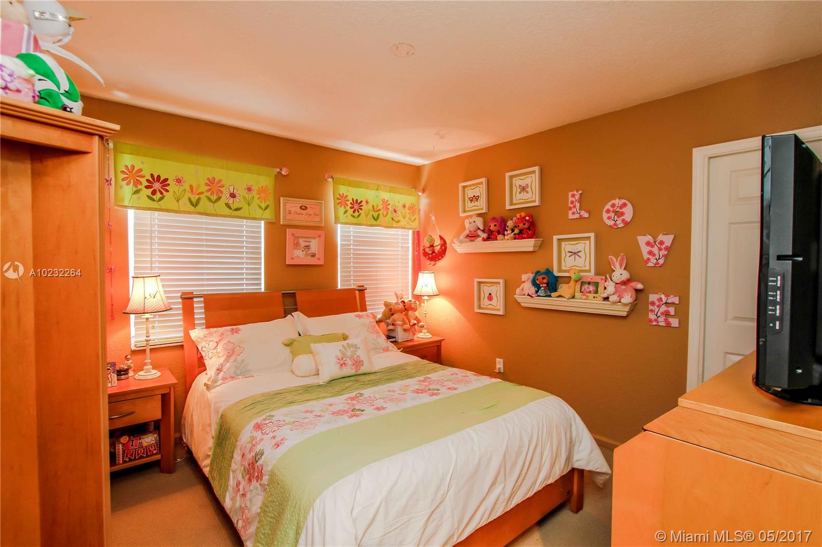 RIVIERA ISLES II - Residential