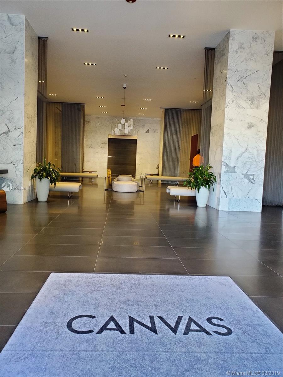 CANVAS COMDOMINIUM - Residential Lease