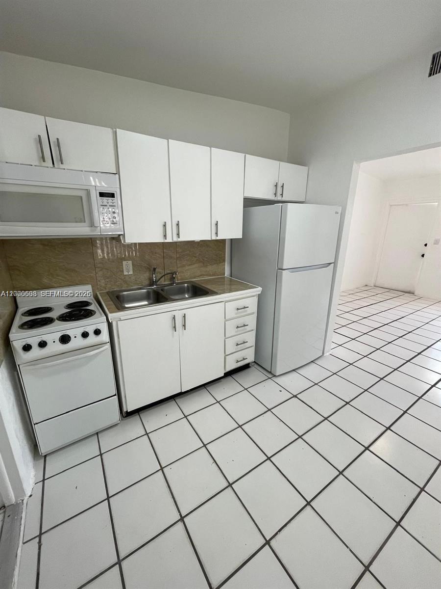 WASHINGTON HEIGHTS ADD - Residential Lease