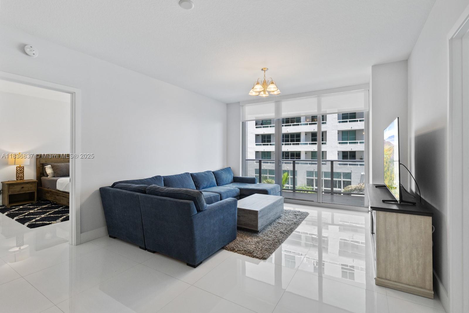 488 NE 18th St 509