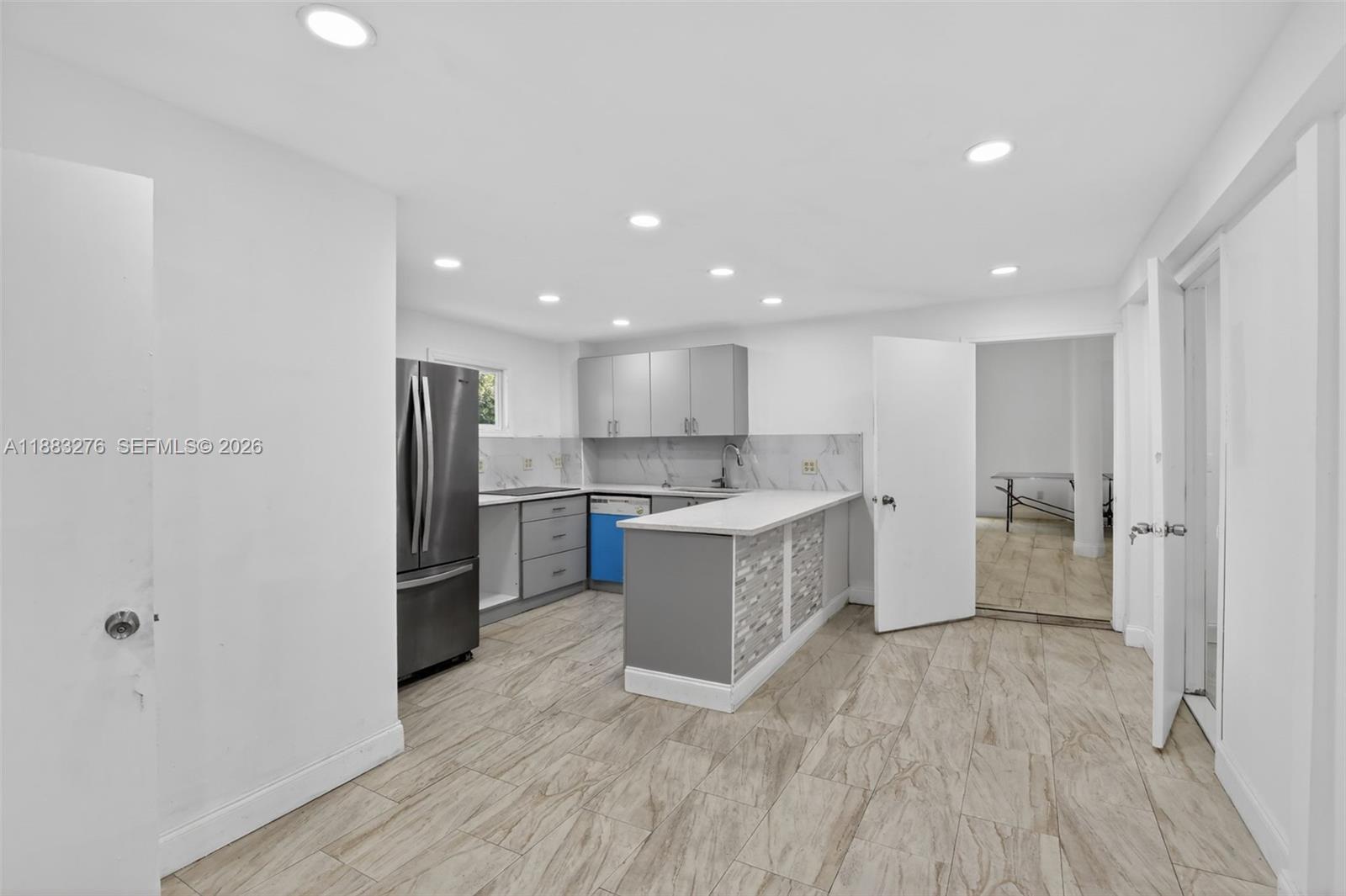 FLA FRUIT LANDS CO - Residential