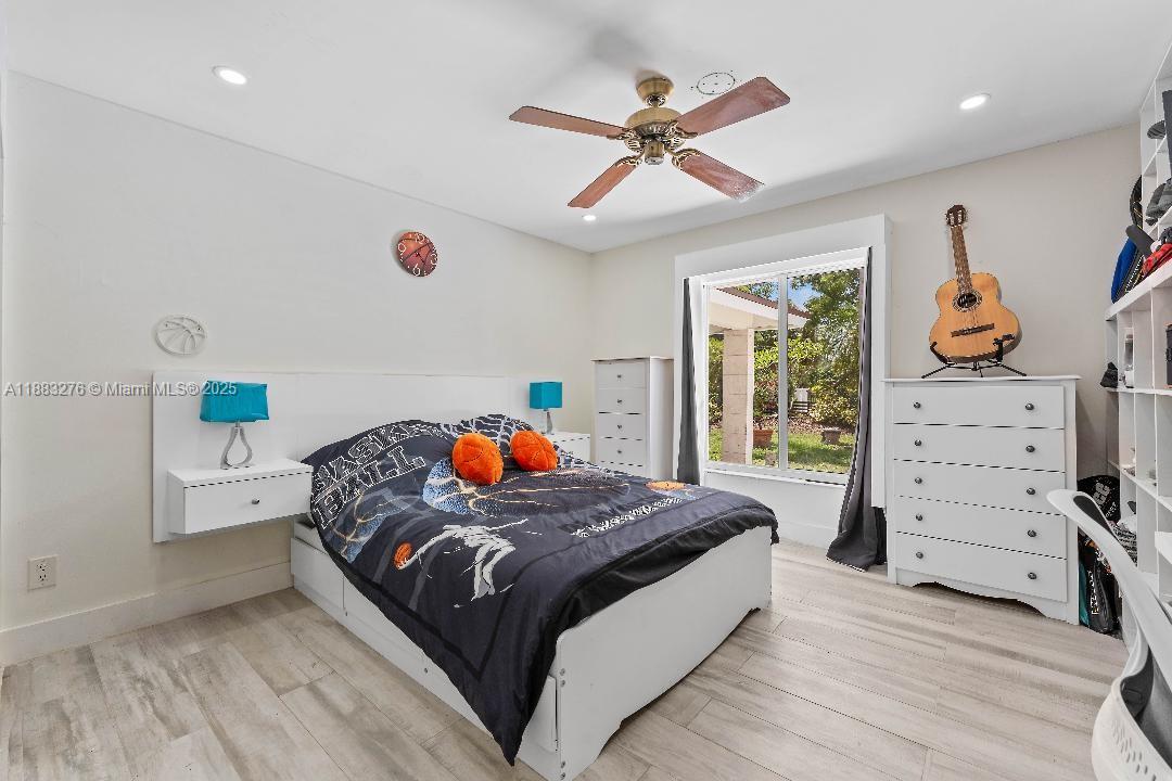 FLA FRUIT LANDS CO - Residential