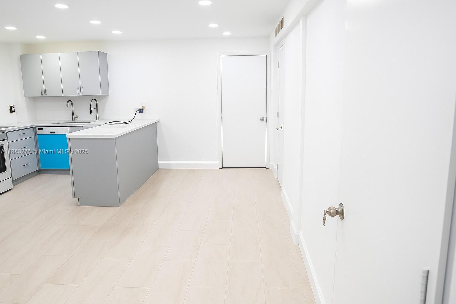 FLA FRUIT LANDS CO - Residential