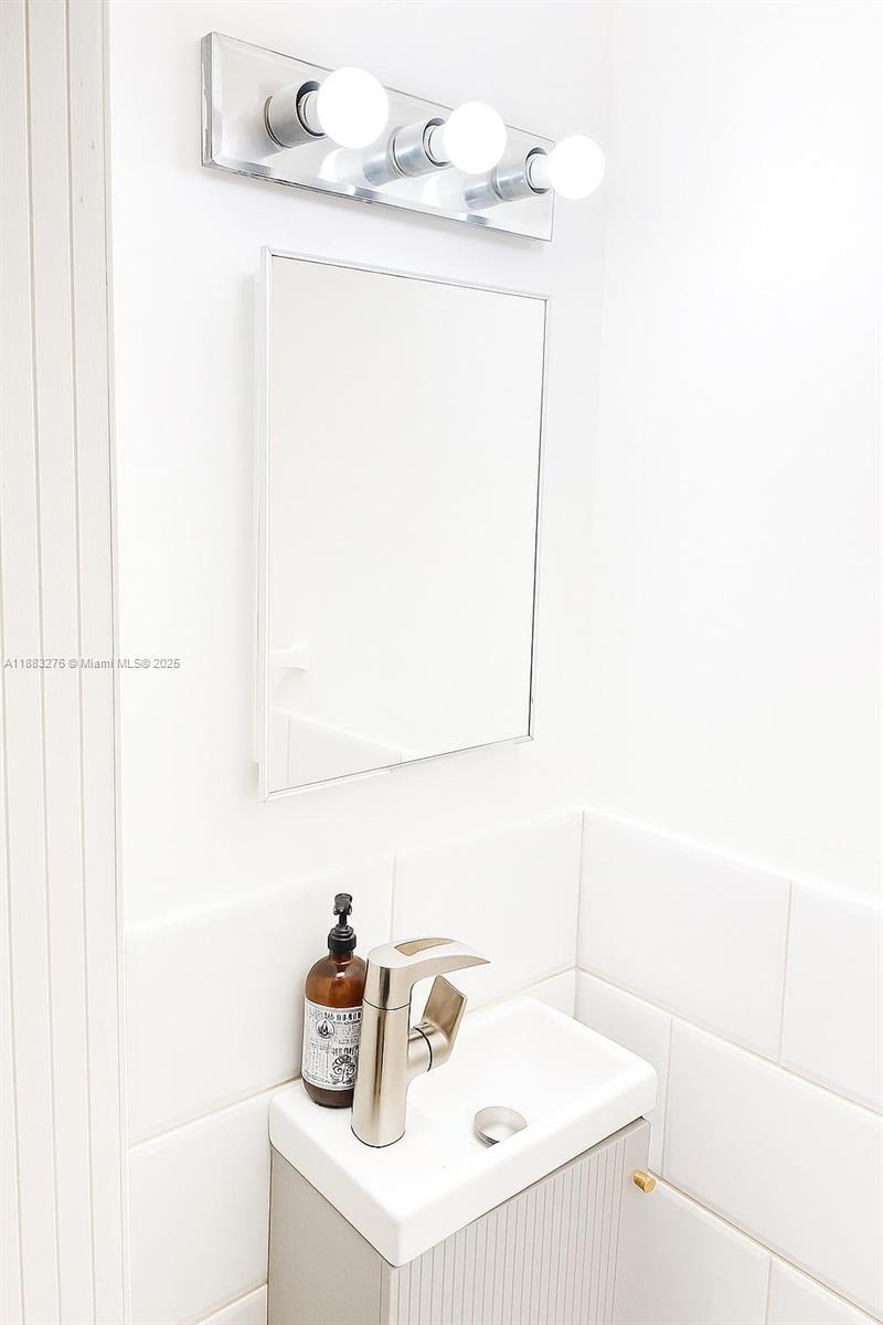 FLA FRUIT LANDS CO - Residential