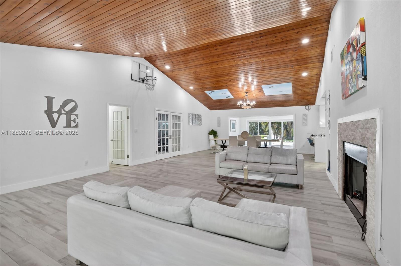 FLA FRUIT LANDS CO - Residential