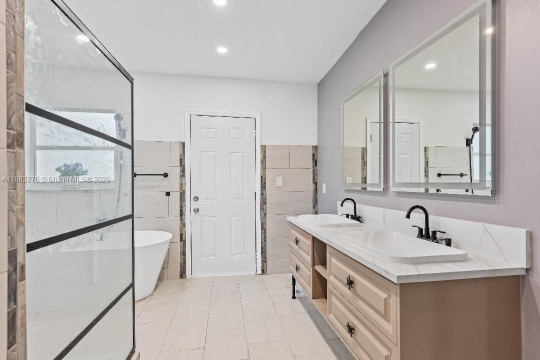 FLA FRUIT LANDS CO - Residential