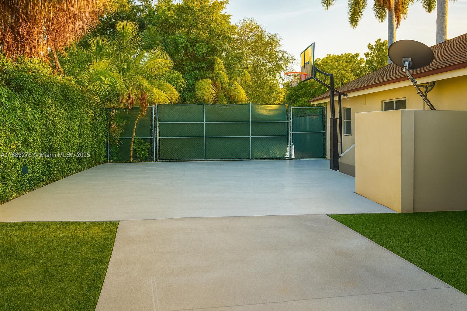 FLA FRUIT LANDS CO - Residential