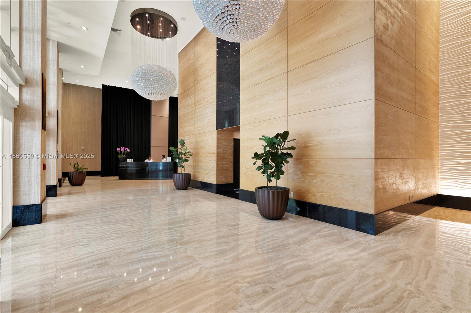 950 Brickell Bay Dr 802