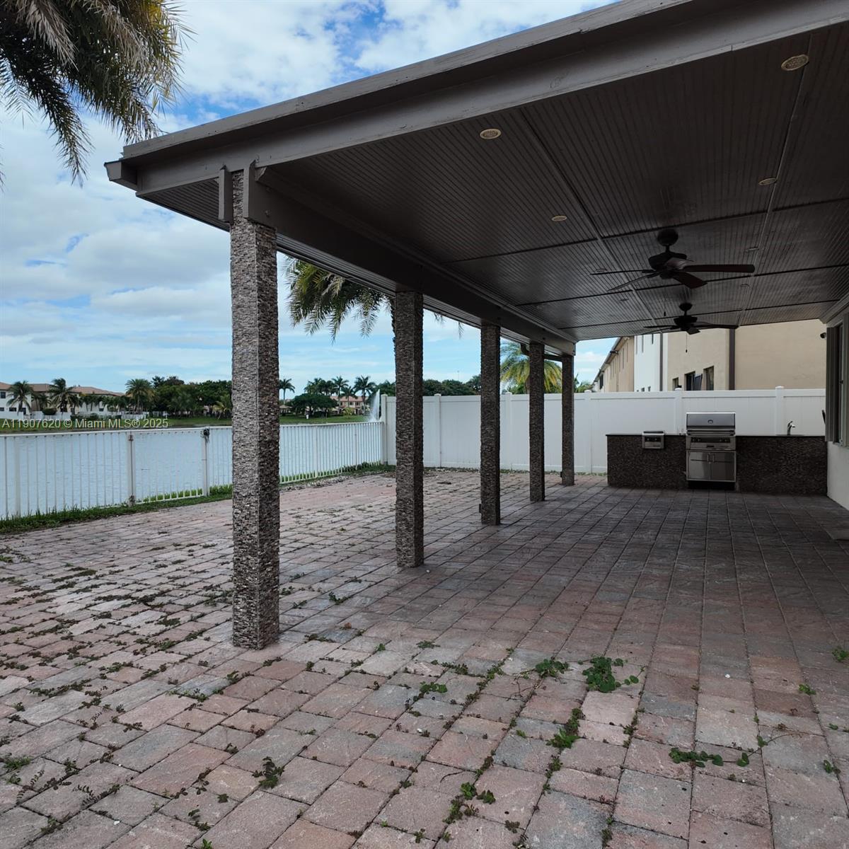 BELLAGIO - Residential Lease