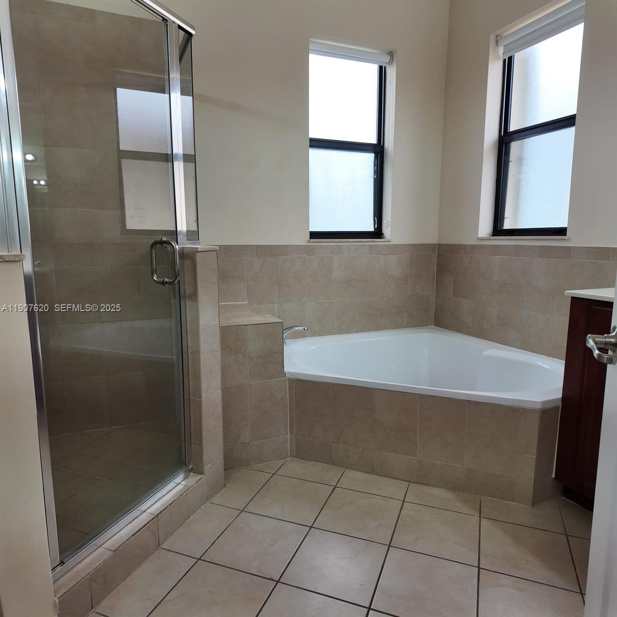 BELLAGIO - Residential Lease