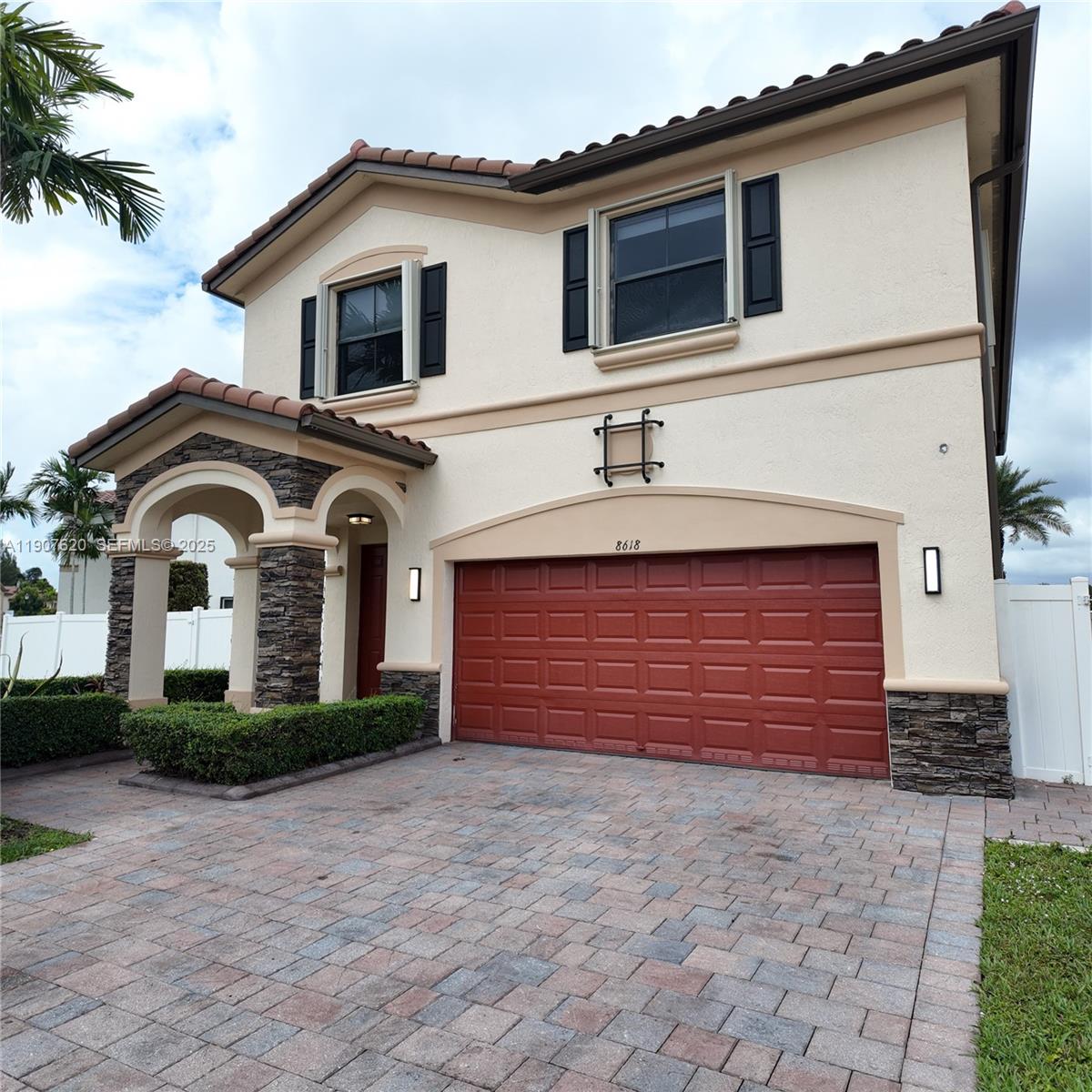 BELLAGIO - Residential Lease