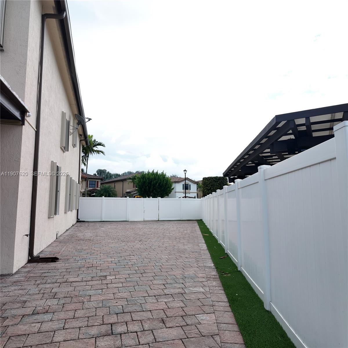 BELLAGIO - Residential Lease