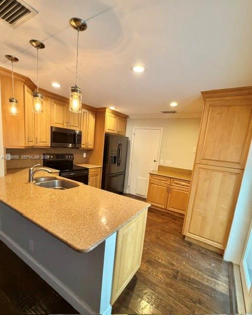 11197 Long Boat Dr, Cooper City, FL, 33026/$484,000 4 11197 Long Boat Dr
