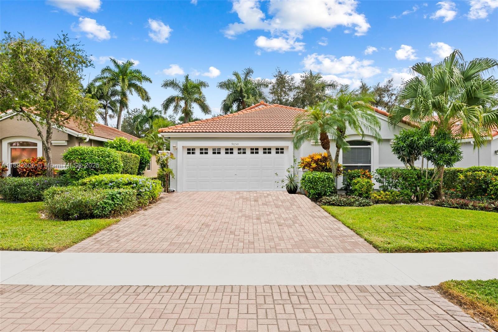 PALM ISLES - Residential Lease