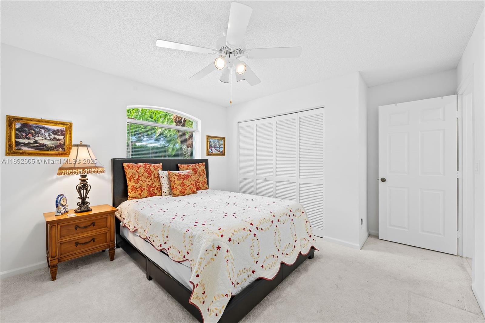 PALM ISLES - Residential Lease