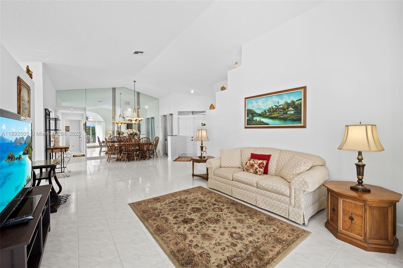 PALM ISLES - Residential Lease