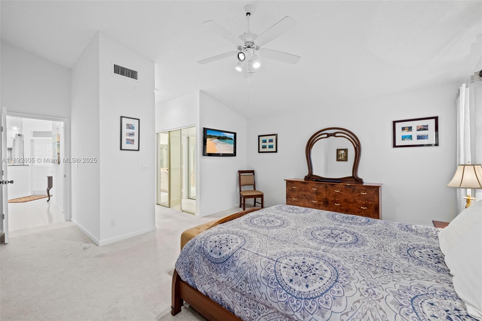 PALM ISLES - Residential Lease
