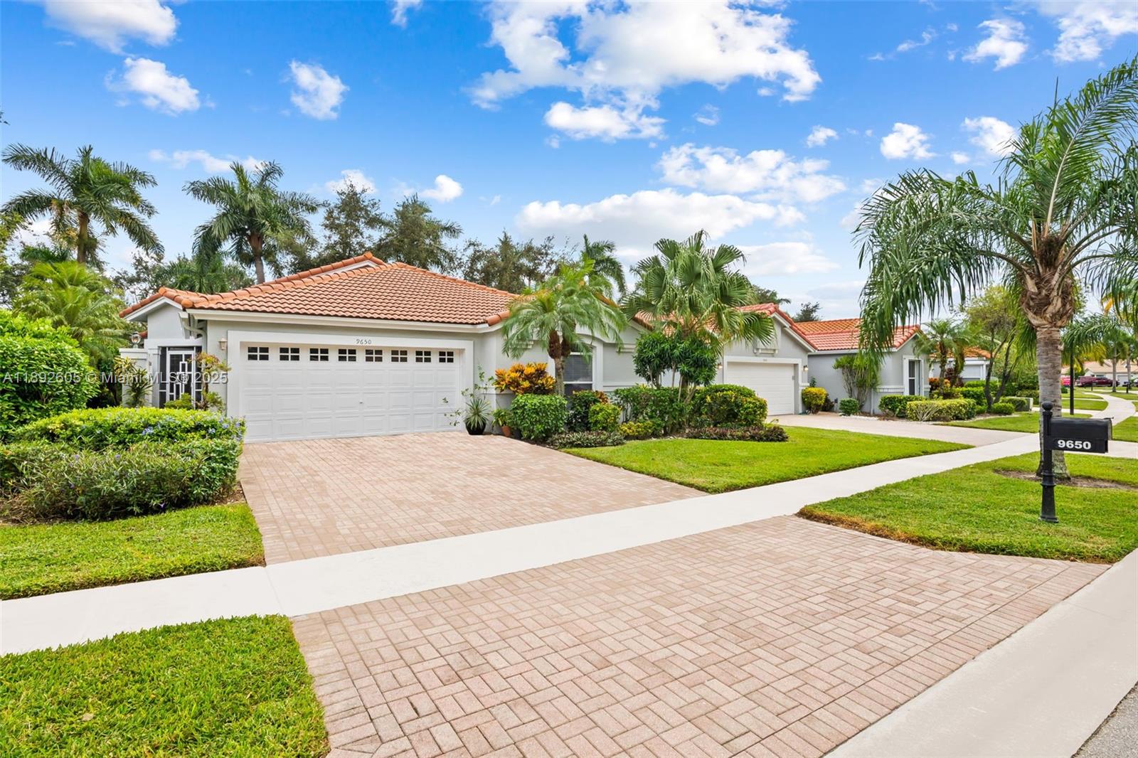 PALM ISLES - Residential Lease