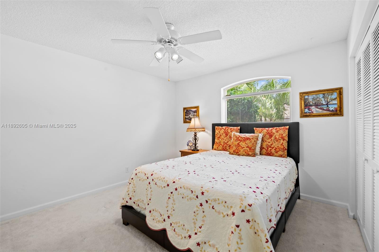 PALM ISLES - Residential Lease