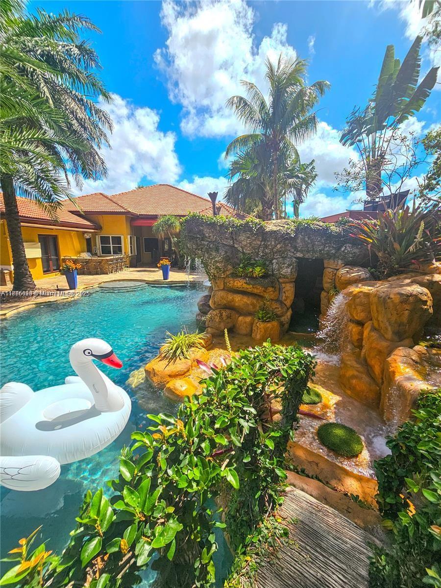 FLA FRUIT LANDS CO - Residential