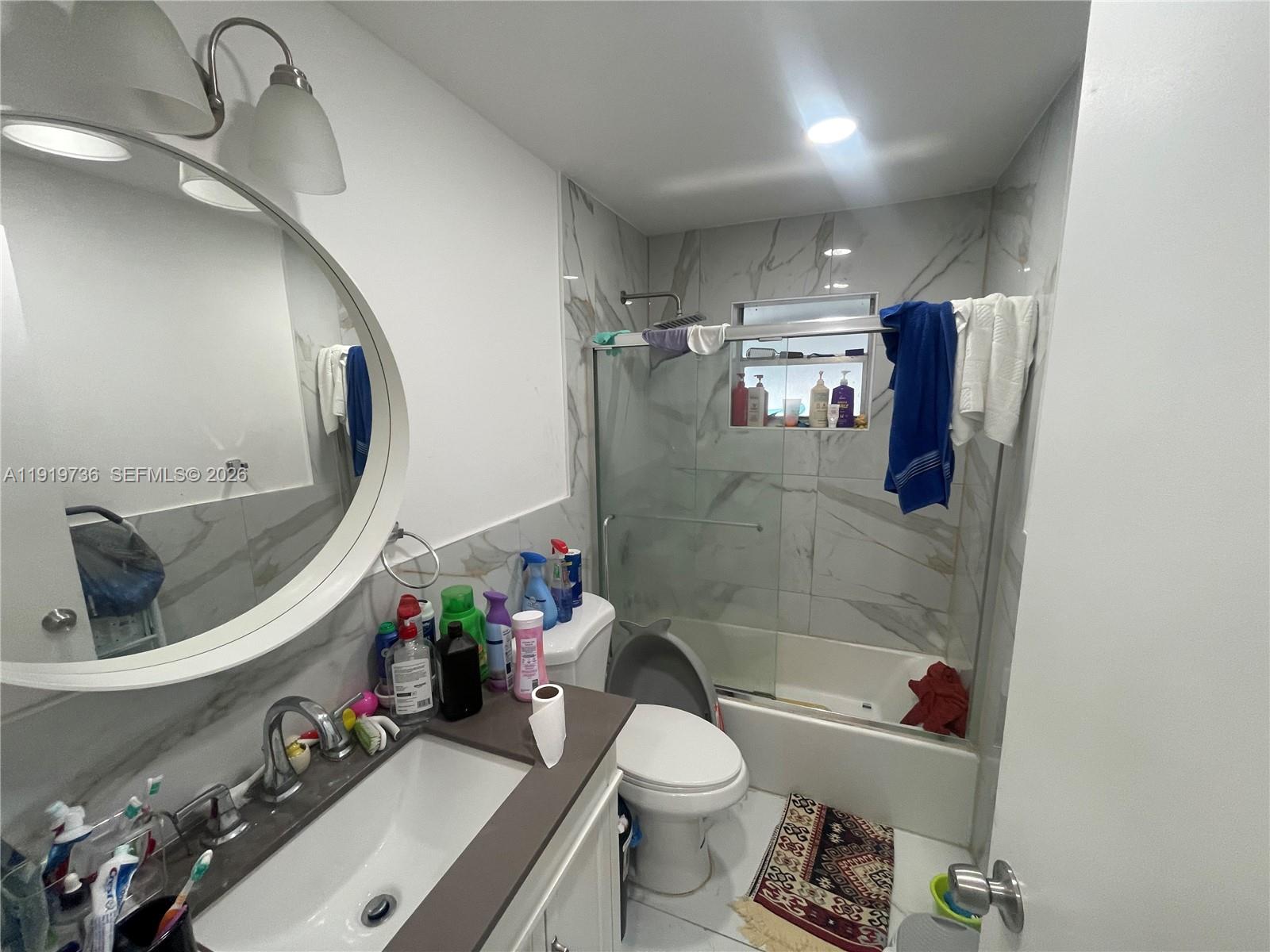 PALM LANE VILLA - Residential Income