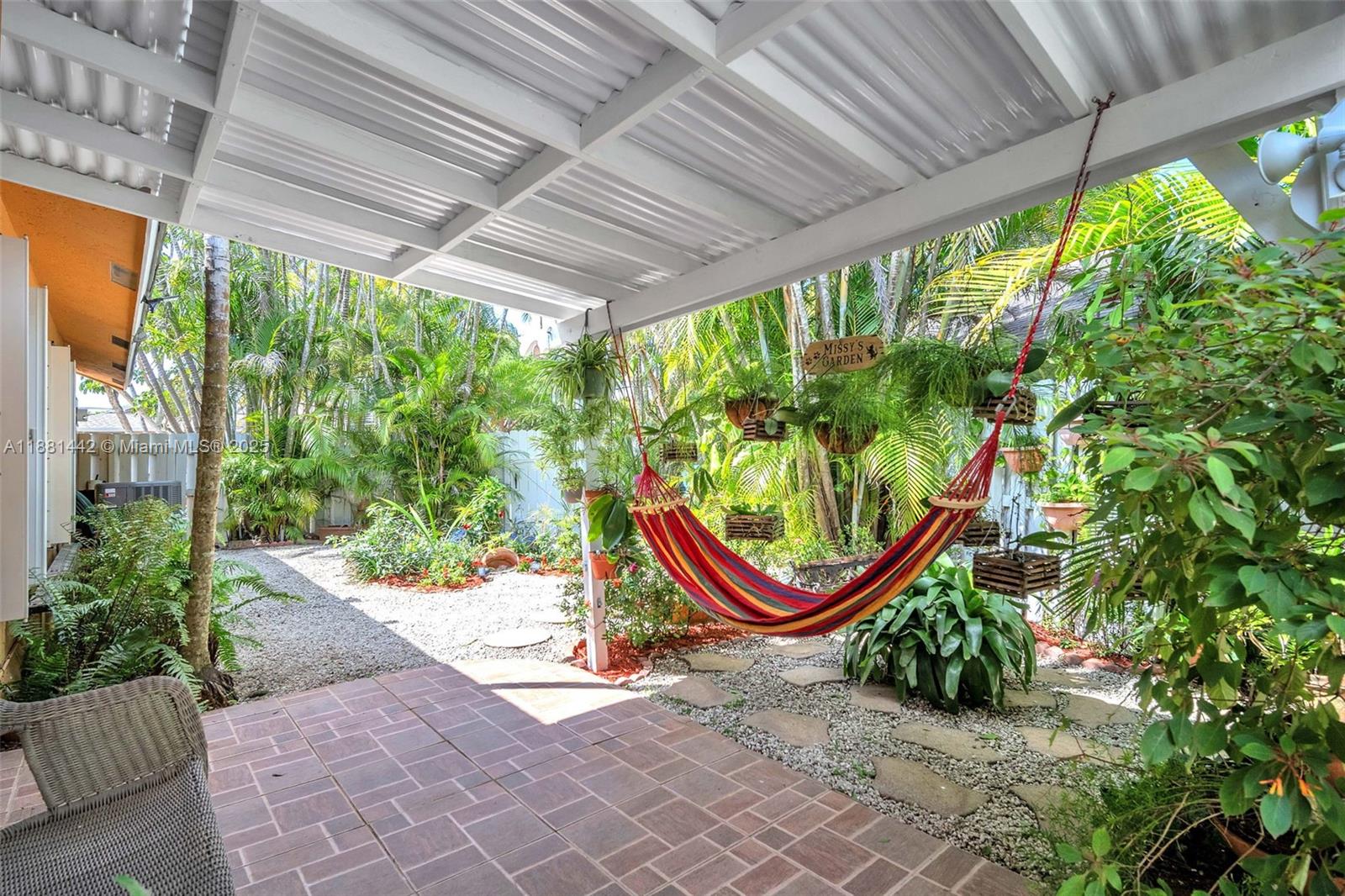 COUNTRYSIDE WEST - Residential