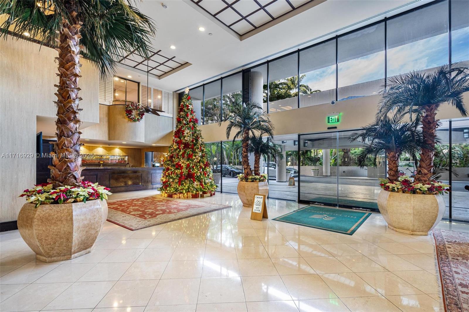 THE EMERALD BAY Key Colony - Residential