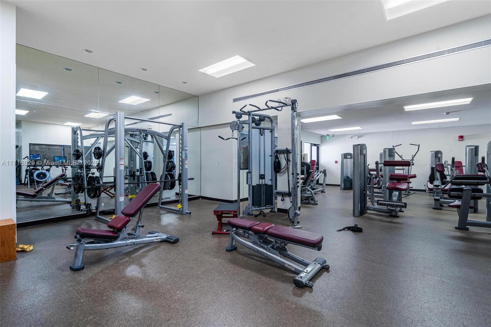 THE EMERALD BAY Key Colony - Residential