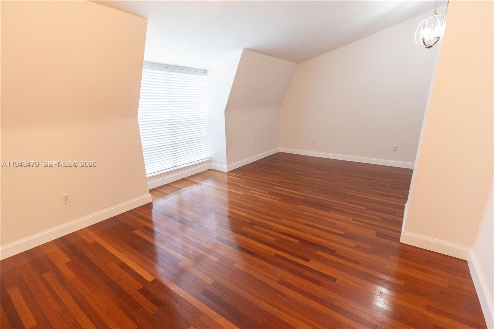 PENT HOMESTEAD - Residential Lease