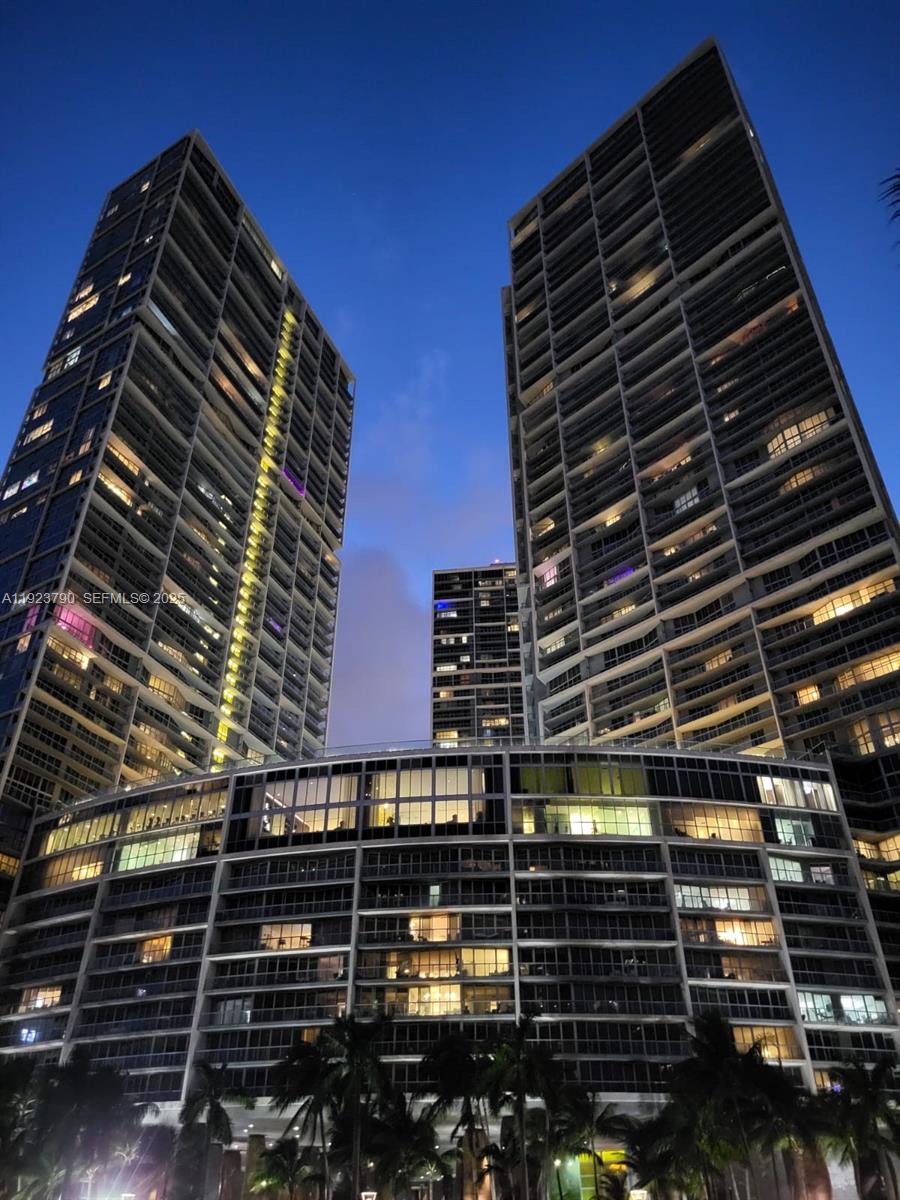 465 Brickell Ave 3804