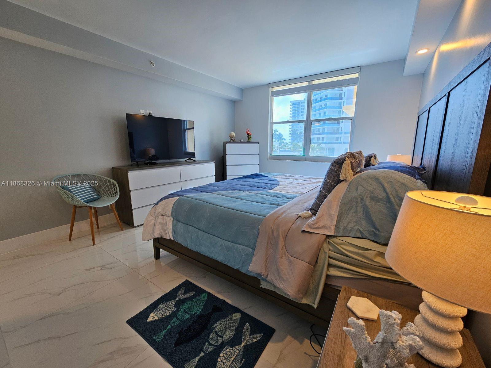 WAVE CONDO - Residential Lease