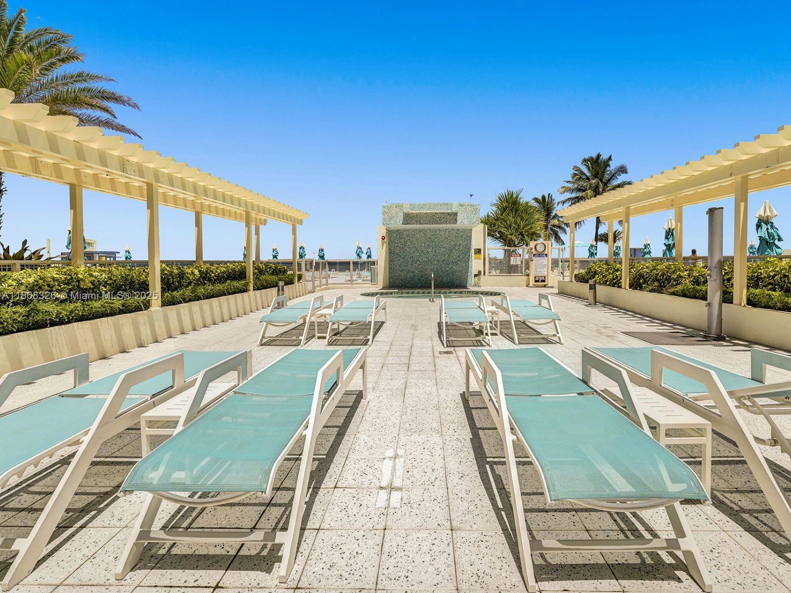 WAVE CONDO - Residential Lease